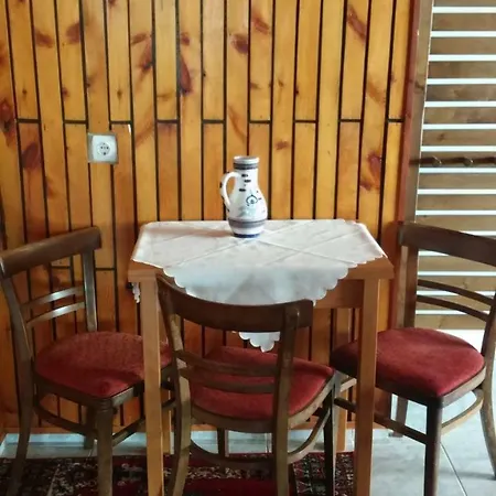 Papp Apartmanhaz * Zalakaros